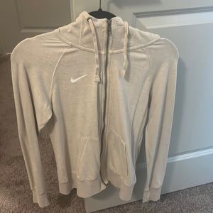 Women’s Nike zip up Jacket